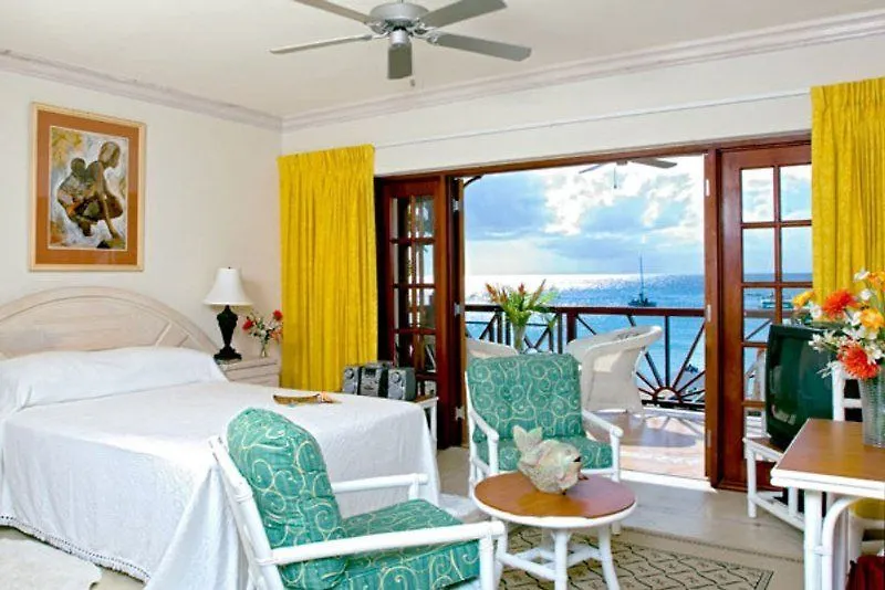 The St James Apartment Hotel Holetown